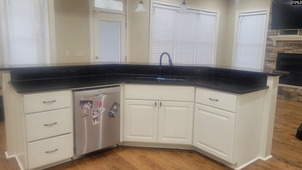 211 Cutters Cove Court  Photo 18