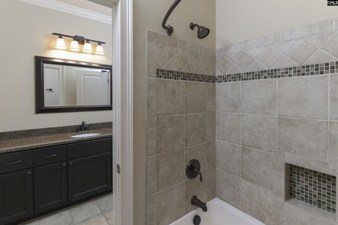 211 Cutters Cove Court  Photo 40