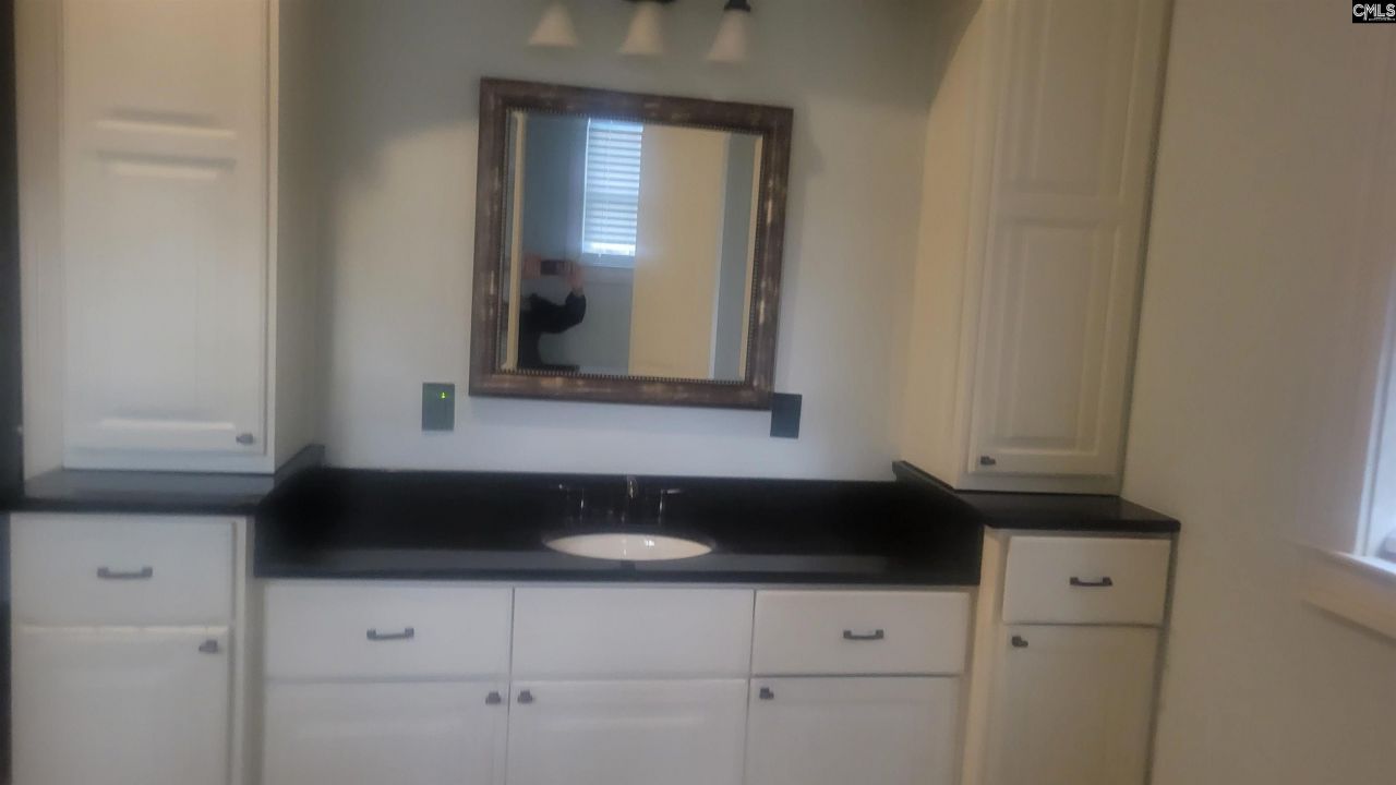 211 Cutters Cove Court  Photo 63