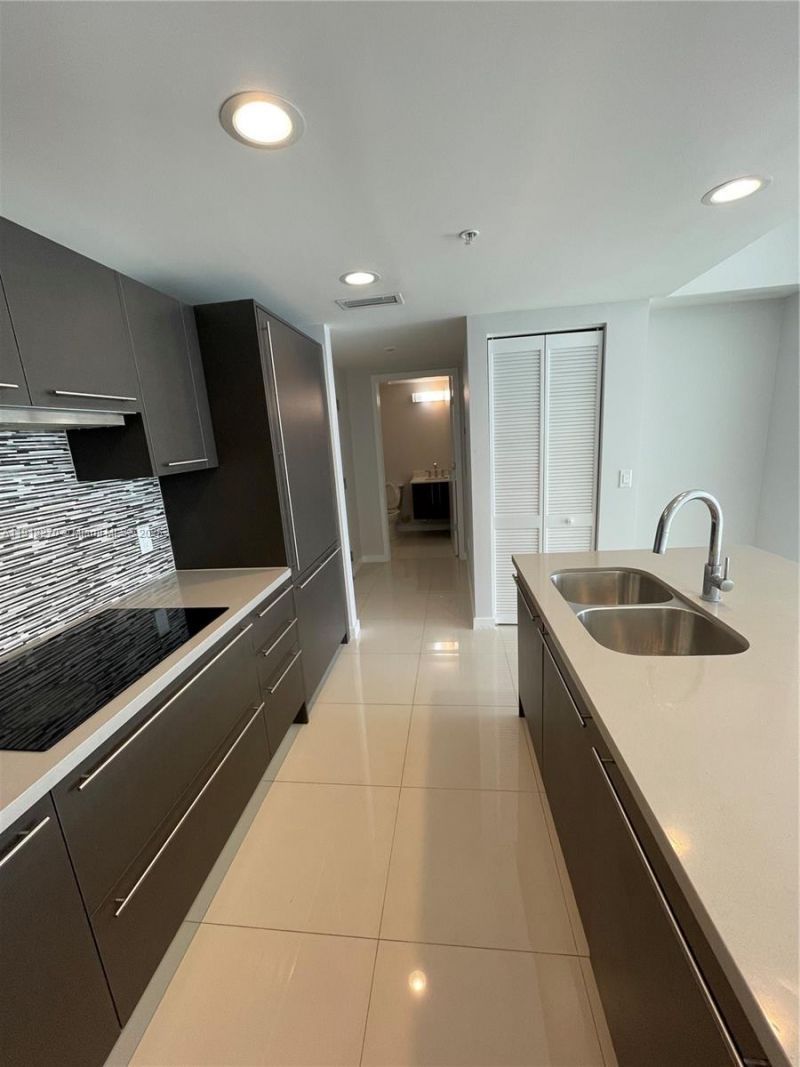 7875 NW 107th Ave, Unit 514, Doral, FL 33178 Photo