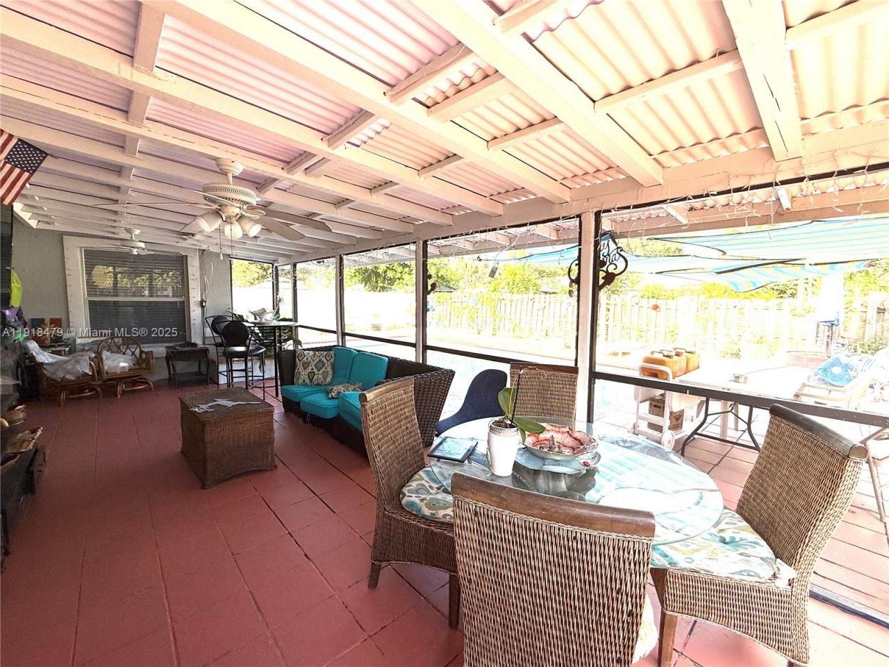 1060 New Parkview Pl, Haverhill, FL 33417 Photo