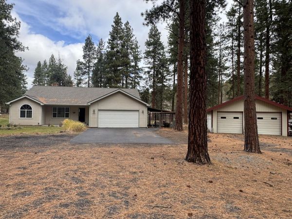 12473 Overland Drive, Klamath Falls, OR 97603