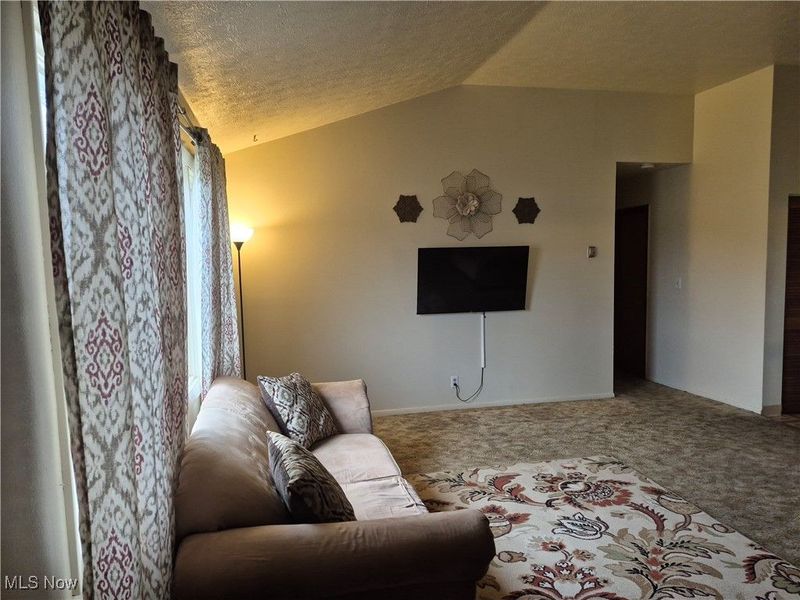 27604 Royalton Road, Columbia Station, OH 44028 Photo 2