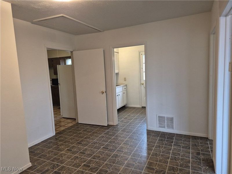 27604 Royalton Road, Columbia Station, OH 44028 Photo 23