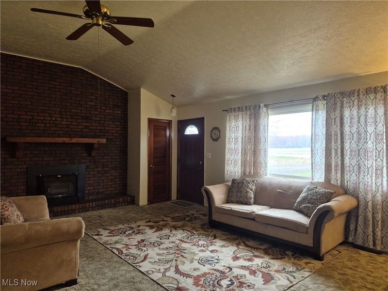 27604 Royalton Road, Columbia Station, OH 44028 Photo 3