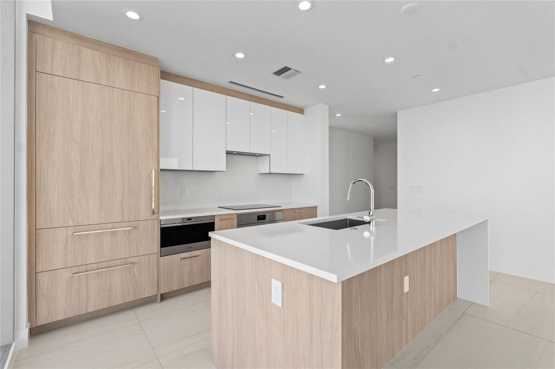 151 N Seabreeze Boulevard, Unit 1103-E, Fort Lauderdale, FL 33304 Photo