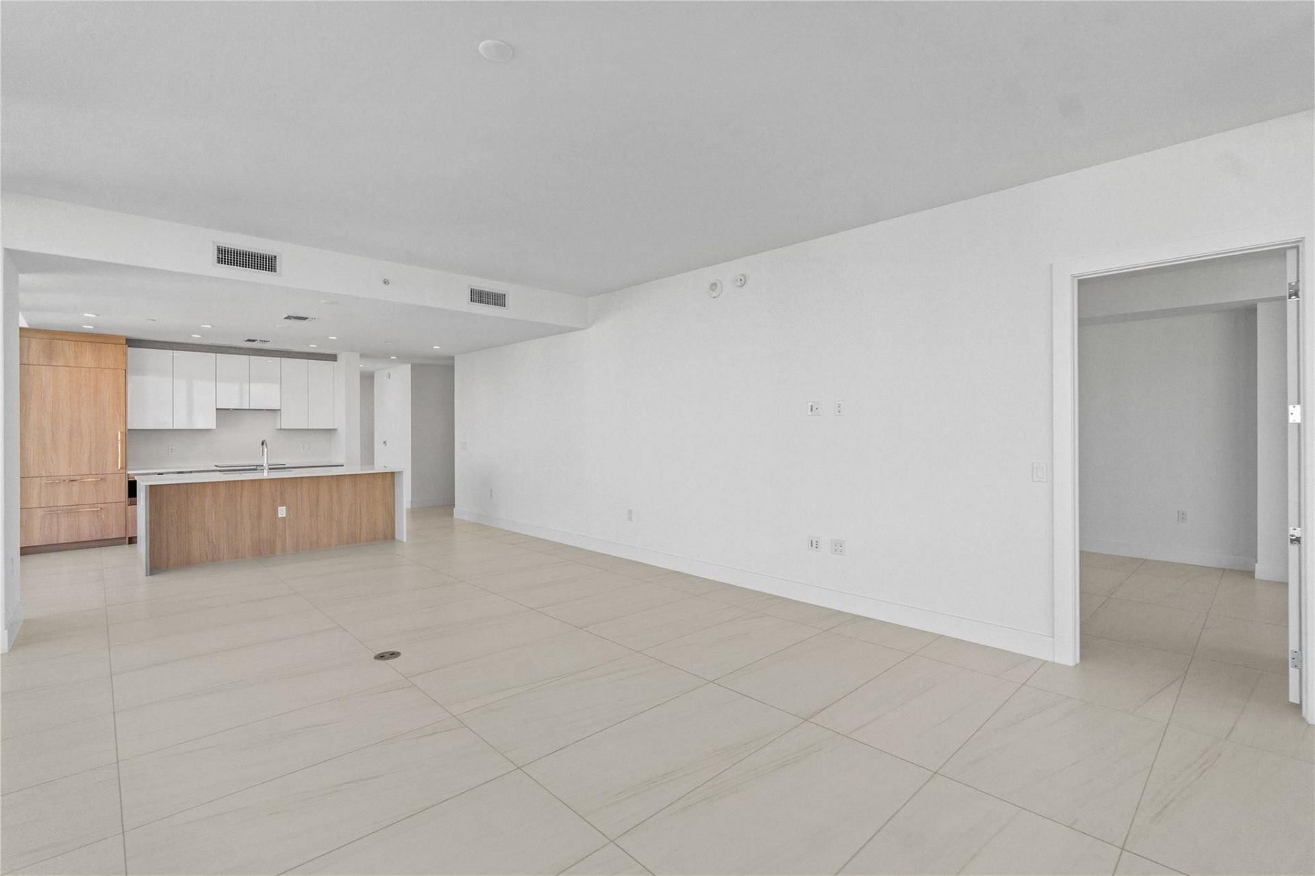 151 N Seabreeze Boulevard, Unit 1103-E, Fort Lauderdale, FL 33304 Photo