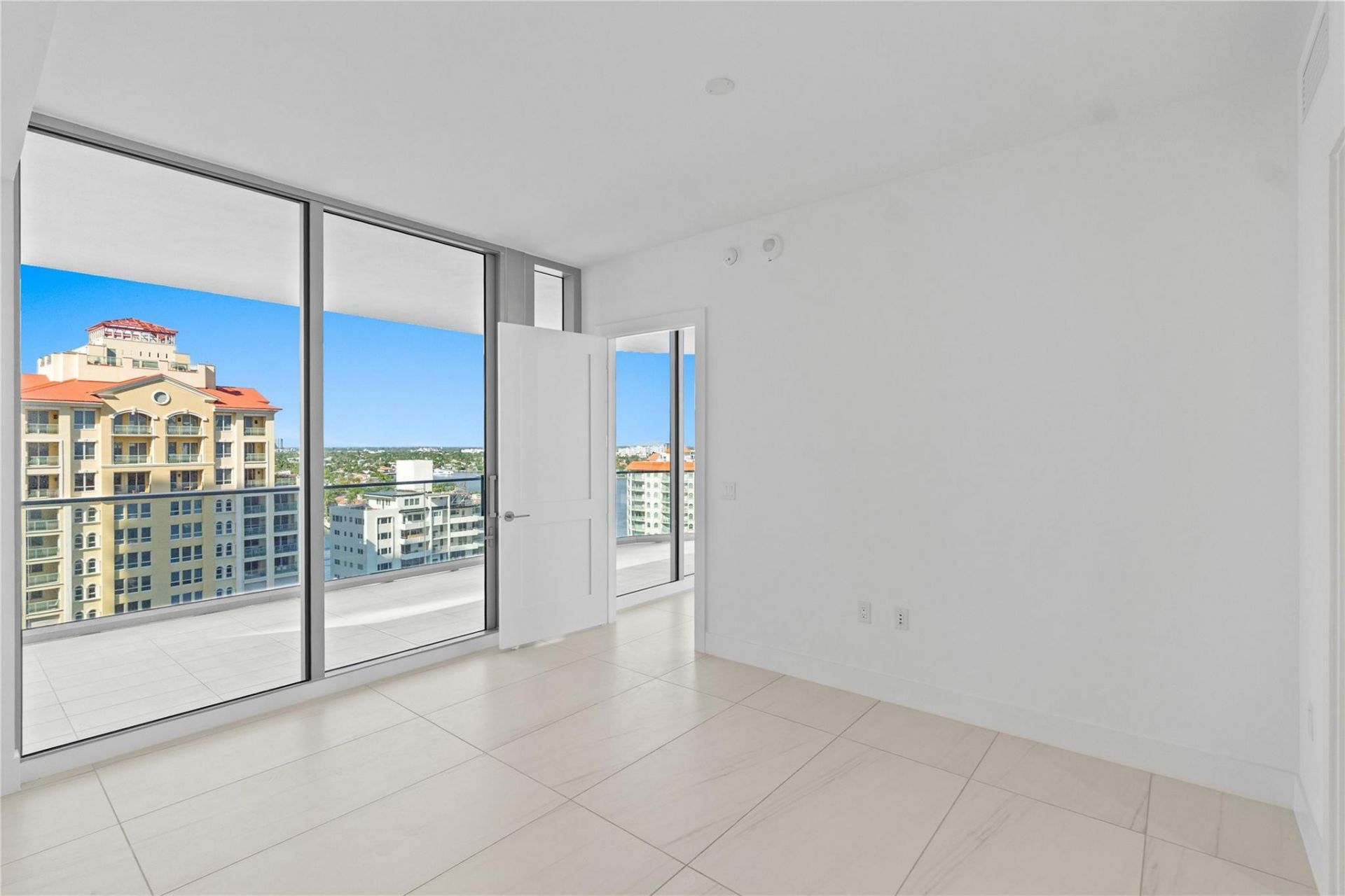 151 N Seabreeze Boulevard, Unit 1103-E, Fort Lauderdale, FL 33304 Photo