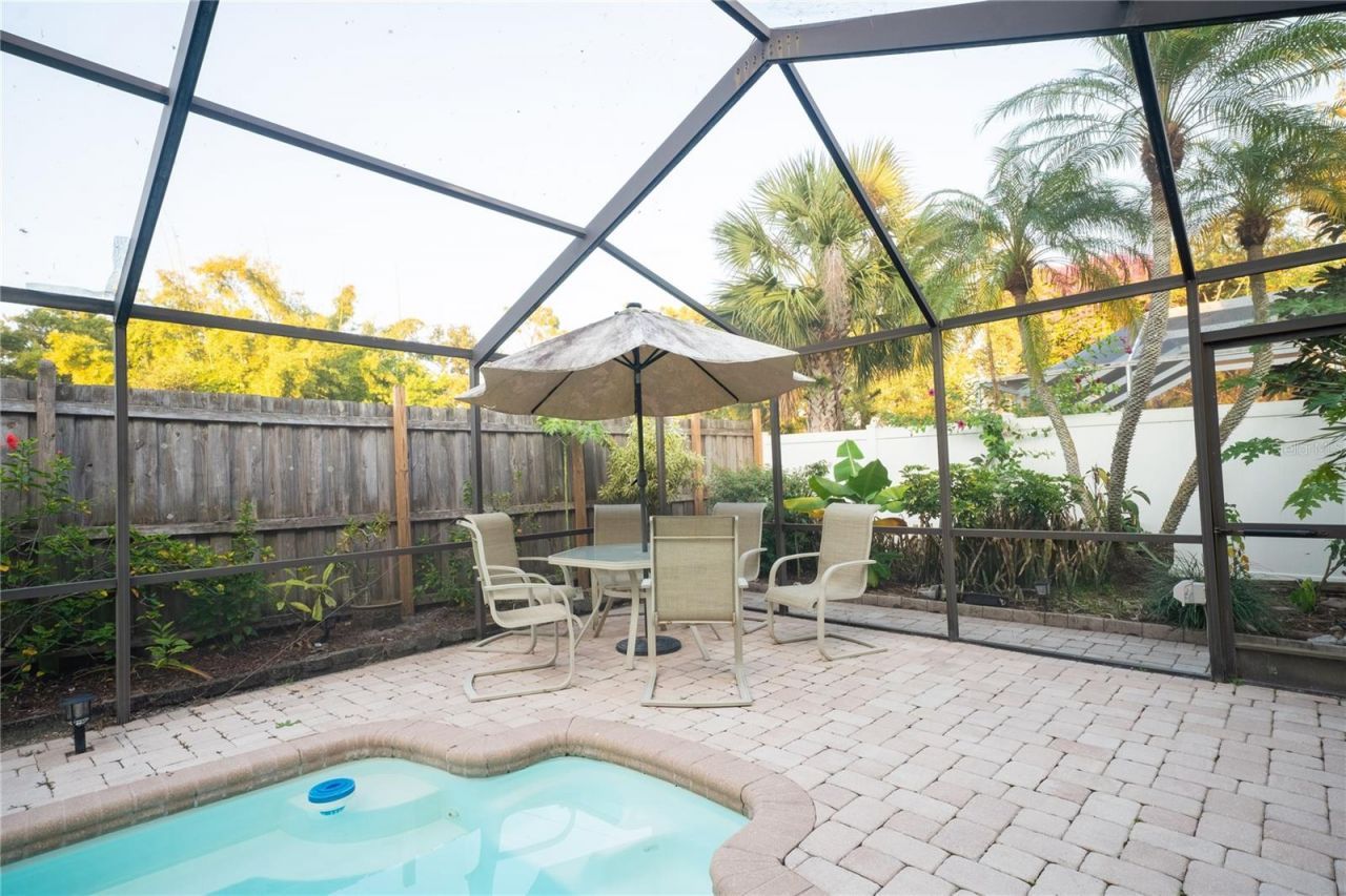 2913 Longbrooke Way, Clearwater, FL 33760 Photo