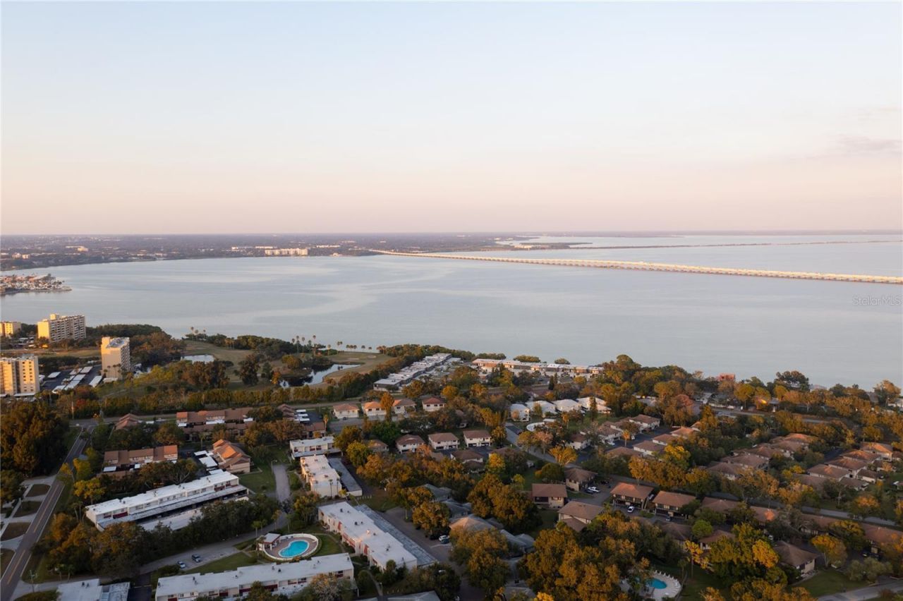 2913 Longbrooke Way, Clearwater, FL 33760 Photo