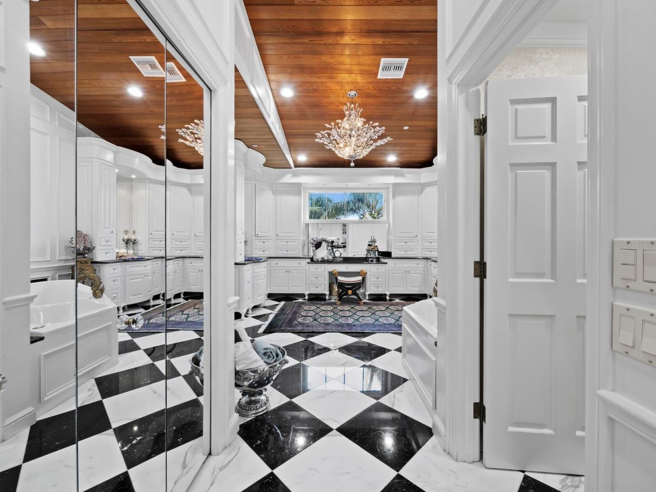 6685 Gulf Of Mexico Drive, Longboat Key, FL 34228 Photo