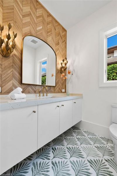 1985 Crayton Rd, Naples, FL 34102 Photo