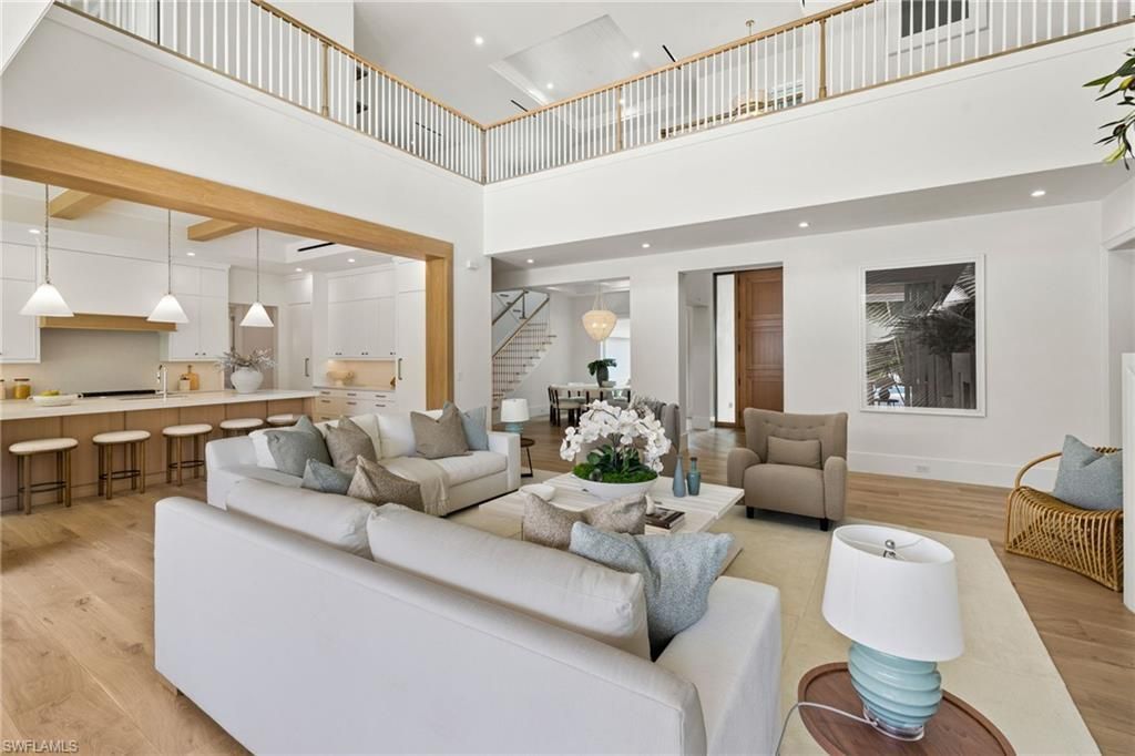 1985 Crayton Rd, Naples, FL 34102 Photo