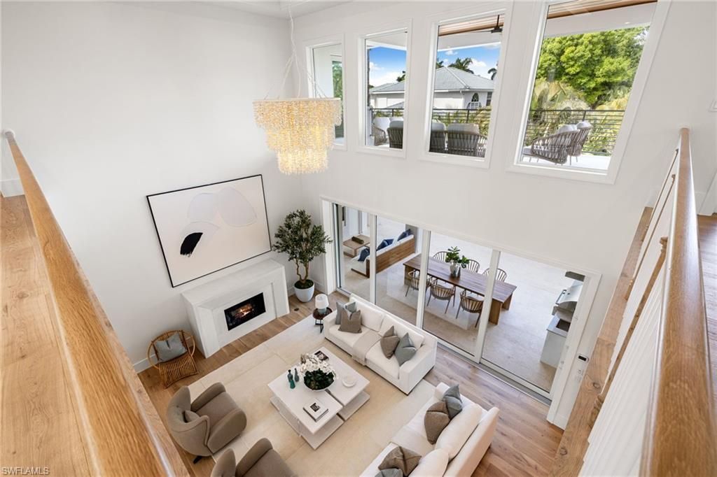 1985 Crayton Rd, Naples, FL 34102 Photo