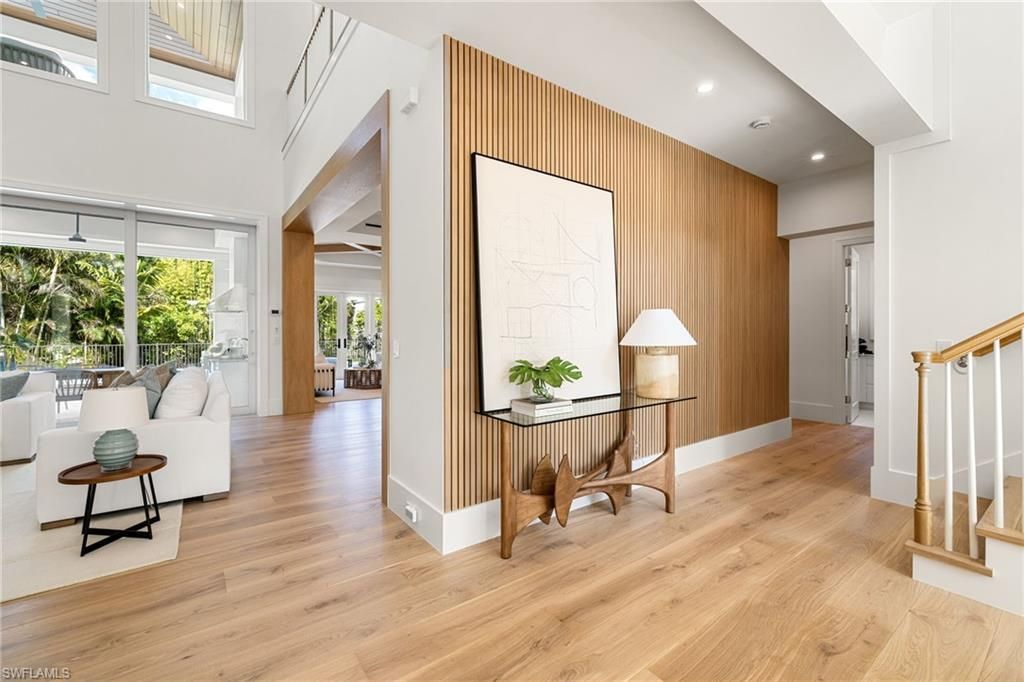 1985 Crayton Rd, Naples, FL 34102 Photo