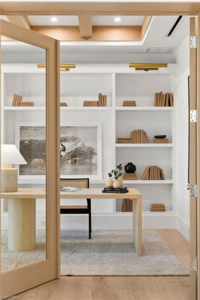 1985 Crayton Rd, Naples, FL 34102 Photo