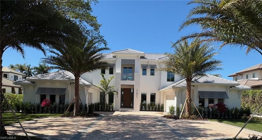 1985 Crayton Rd, Naples, FL 34102 Photo