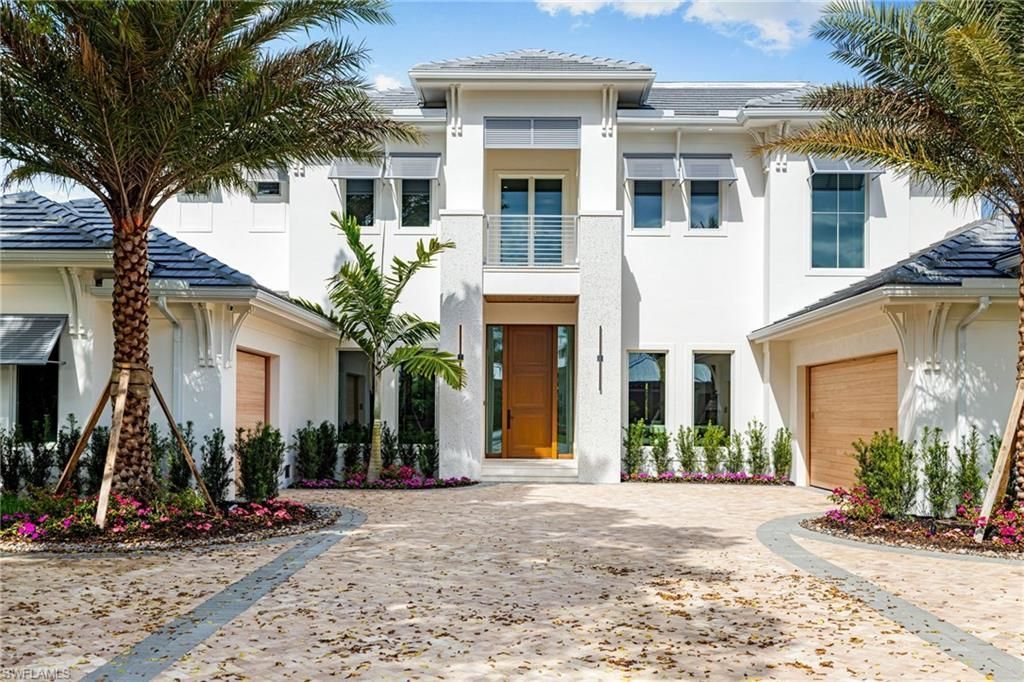 1985 Crayton Rd, Naples, FL 34102 Photo