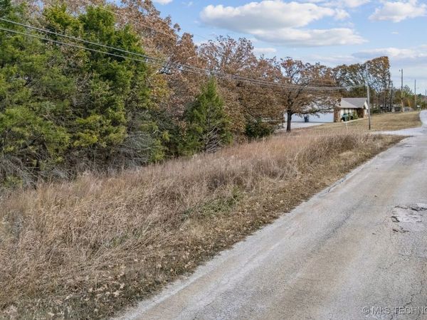 4240 W Lakeshore Run, Cleveland, OK 74020