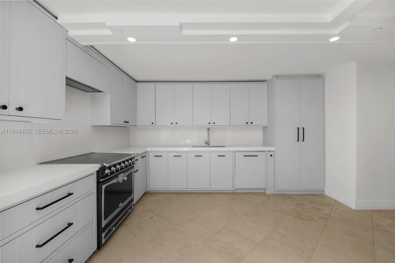 605 Ocean Dr, Unit 2L, Key Biscayne, FL 33149 Photo
