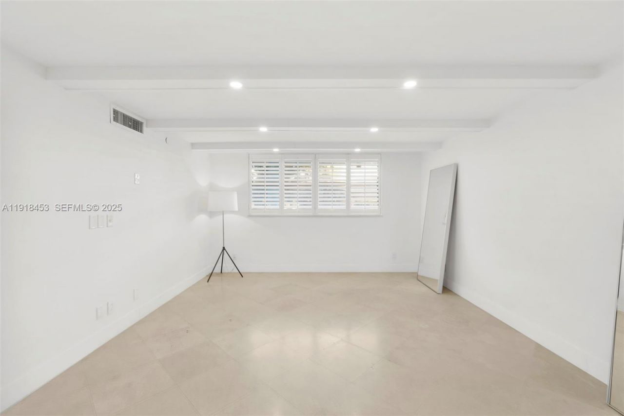 605 Ocean Dr, Unit 2L, Key Biscayne, FL 33149 Photo