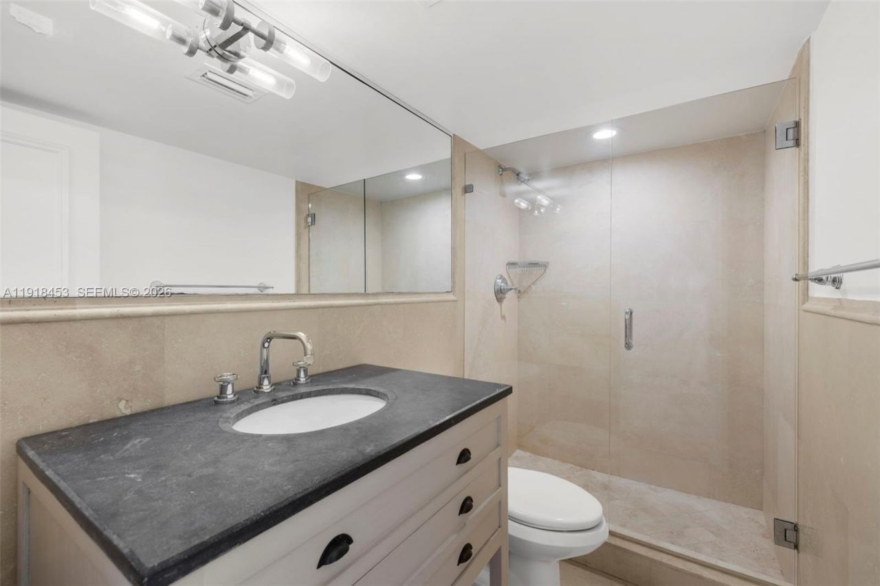 605 Ocean Dr, Unit 2L, Key Biscayne, FL 33149 Photo