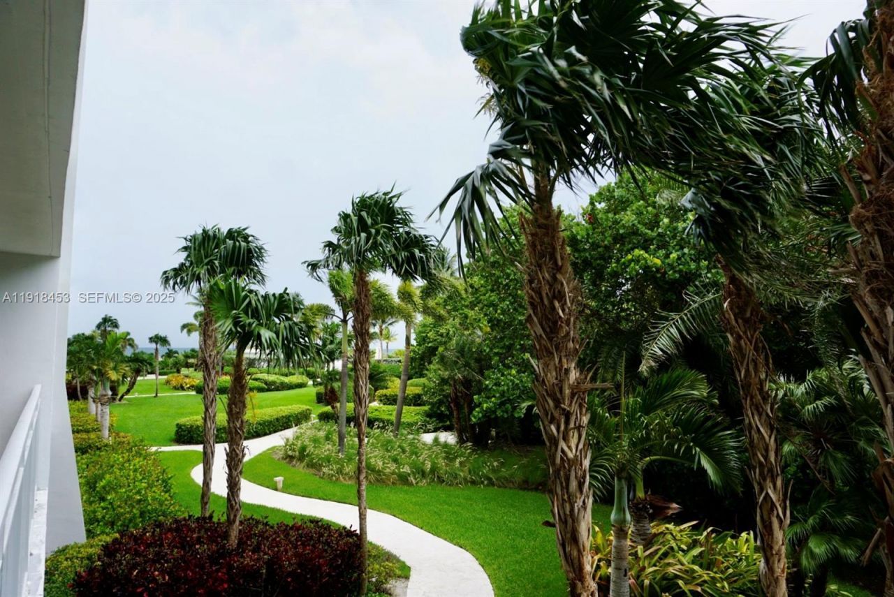 605 Ocean Dr, Unit 2L, Key Biscayne, FL 33149 Photo