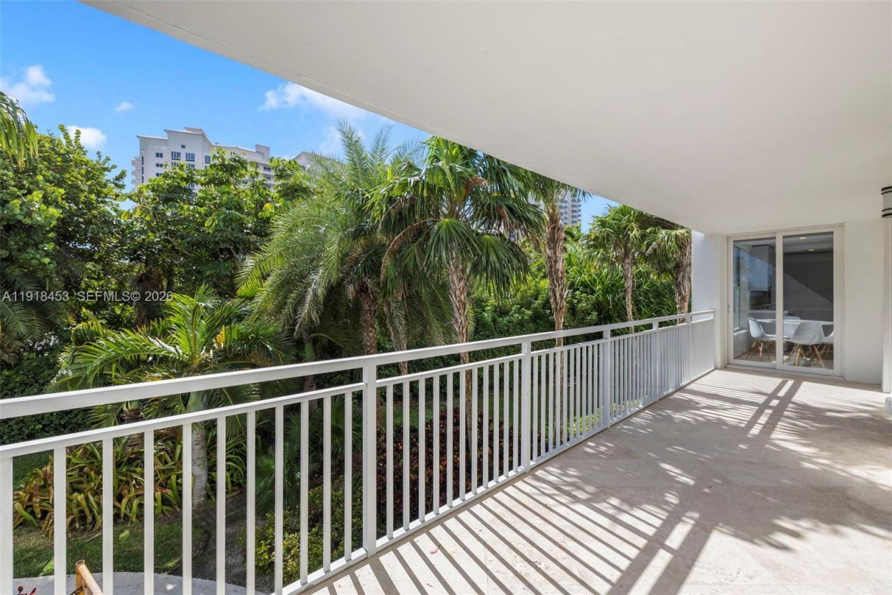 605 Ocean Dr, Unit 2L, Key Biscayne, FL 33149 Photo