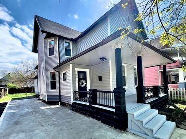 1911 Corning Avenue, Cleveland, OH 44109