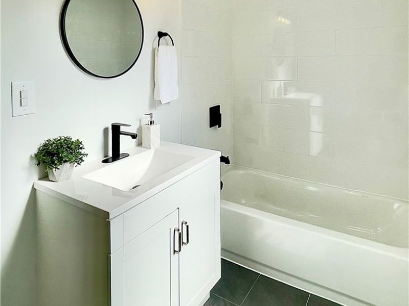 1911 Corning Avenue, Cleveland, OH 44109 Photo 38