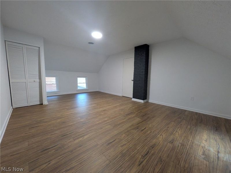 1911 Corning Avenue, Cleveland, OH 44109 Photo 48