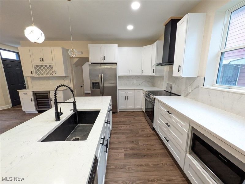 1911 Corning Avenue, Cleveland, OH 44109 Photo 9