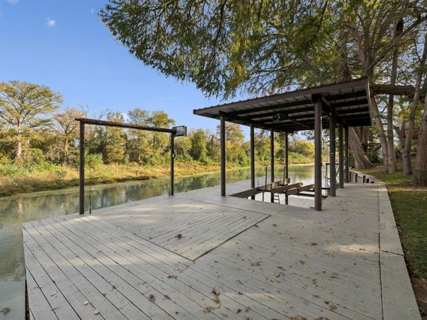 110 Wampum WAY, Seguin, TX 78155