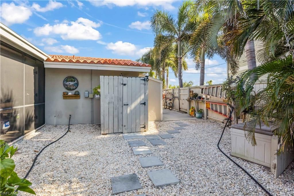 3399 Stabile Rd, Saint James City, FL 33956 Photo