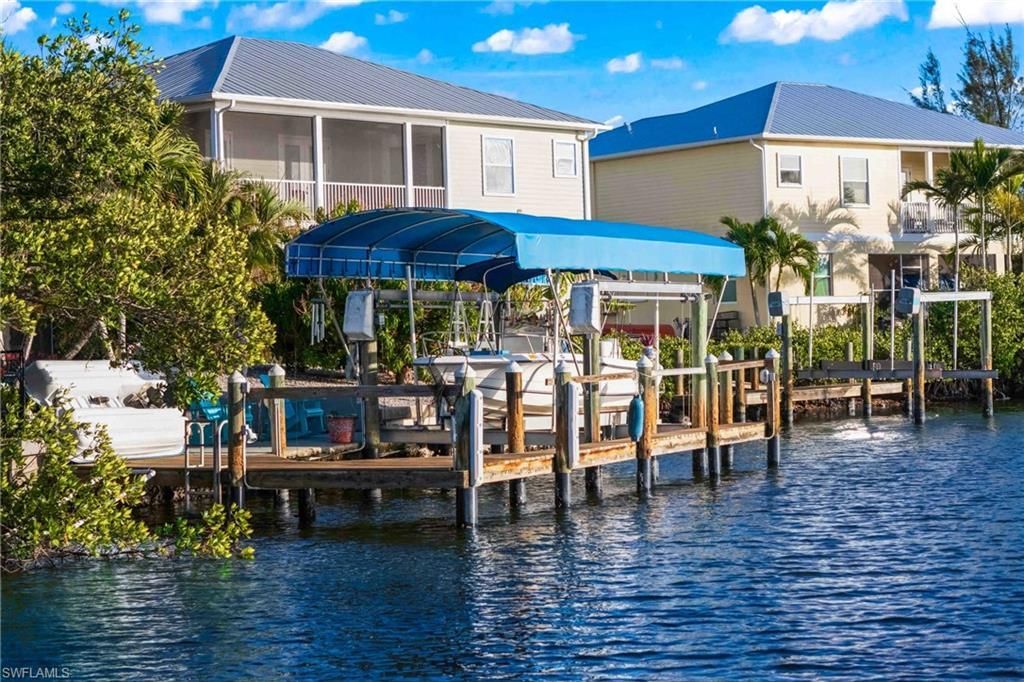 3399 Stabile Rd, Saint James City, FL 33956 Photo