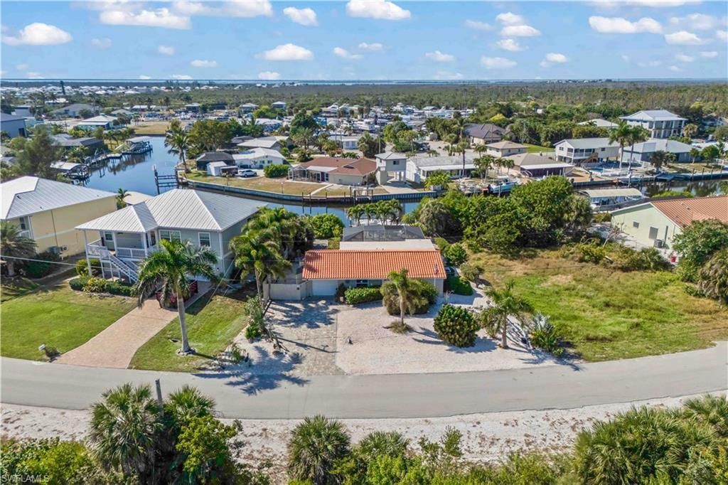 3399 Stabile Rd, Saint James City, FL 33956 Photo