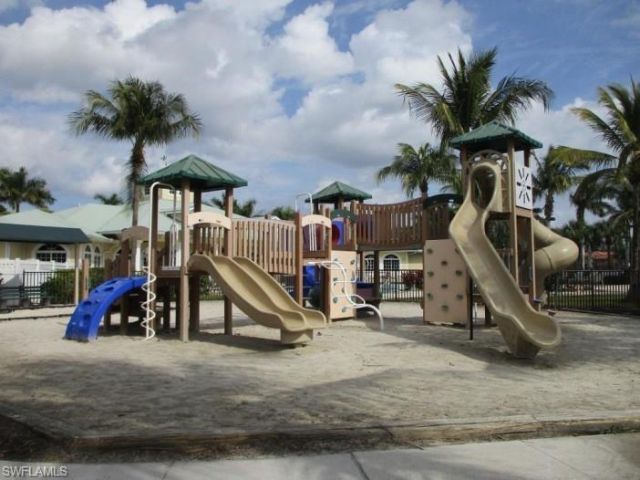 13071 Sandy Key Bend, Unit 304, North Fort Myers, FL 33903 Photo