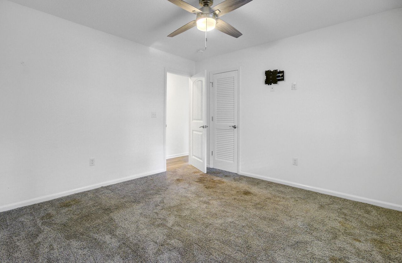 201 Welles Lane Photo 23