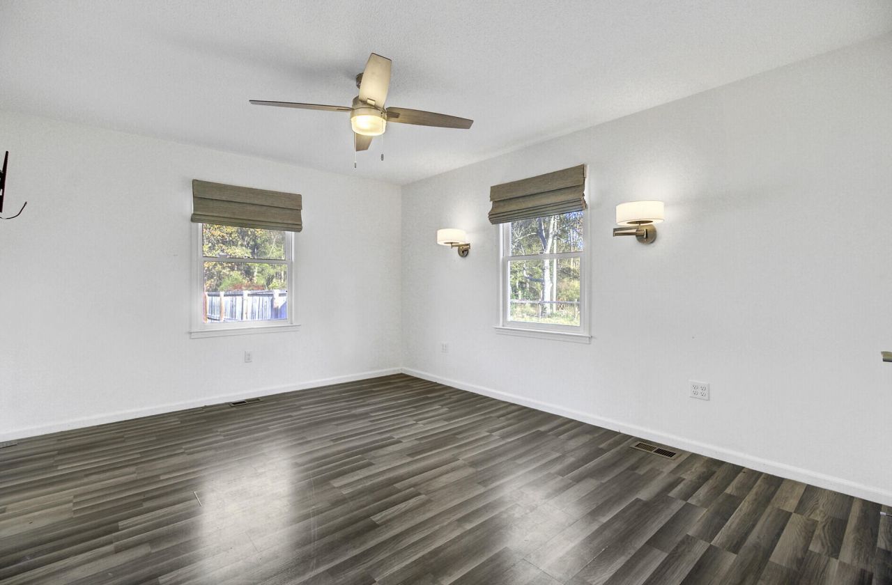 201 Welles Lane Photo 28