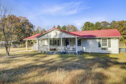 201 Welles Lane photo 4