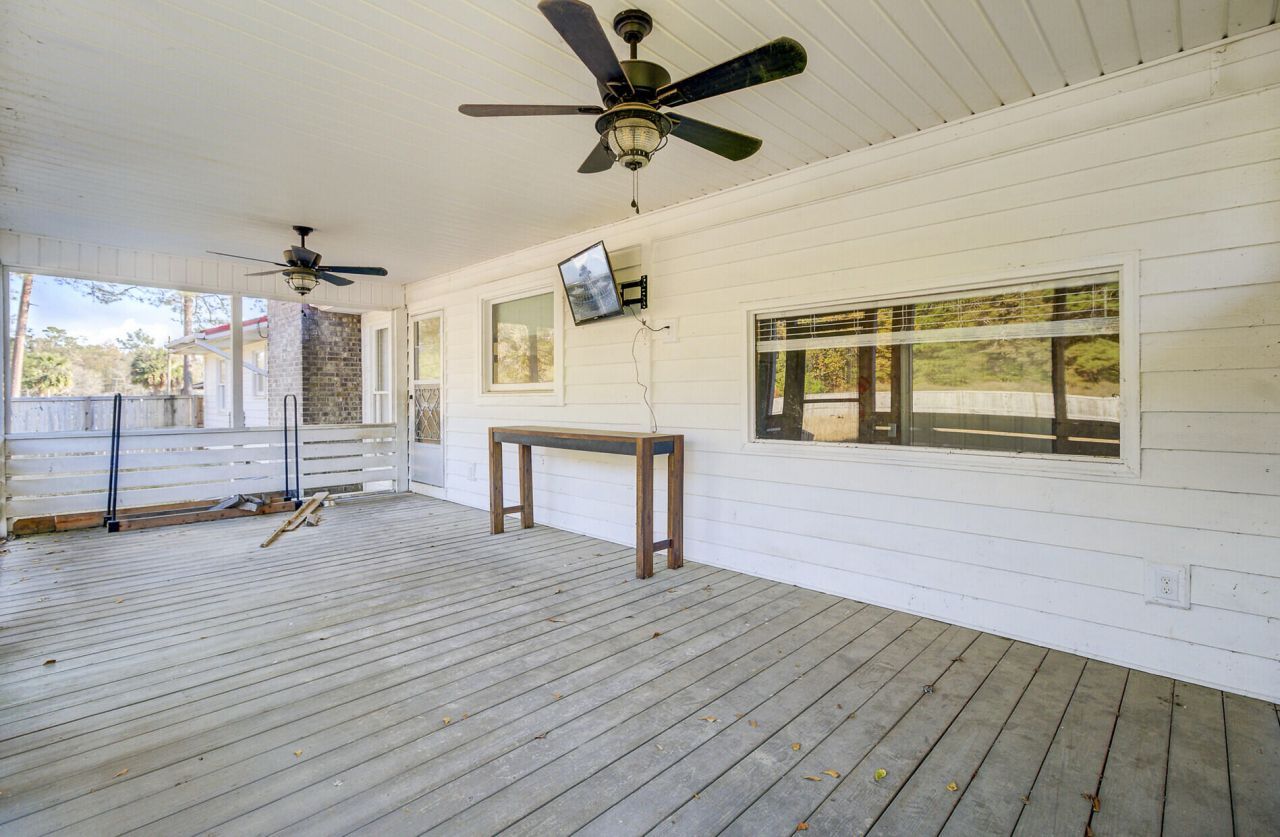 201 Welles Lane Photo 33