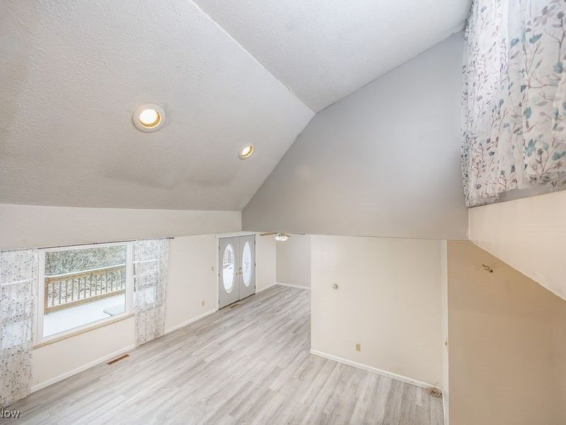 240 Woodland Acres Road, Marietta, OH 45750 Photo 9