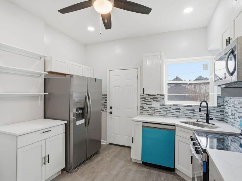 256 N Monroe Avenue, Columbus, OH 43203 Photo 6