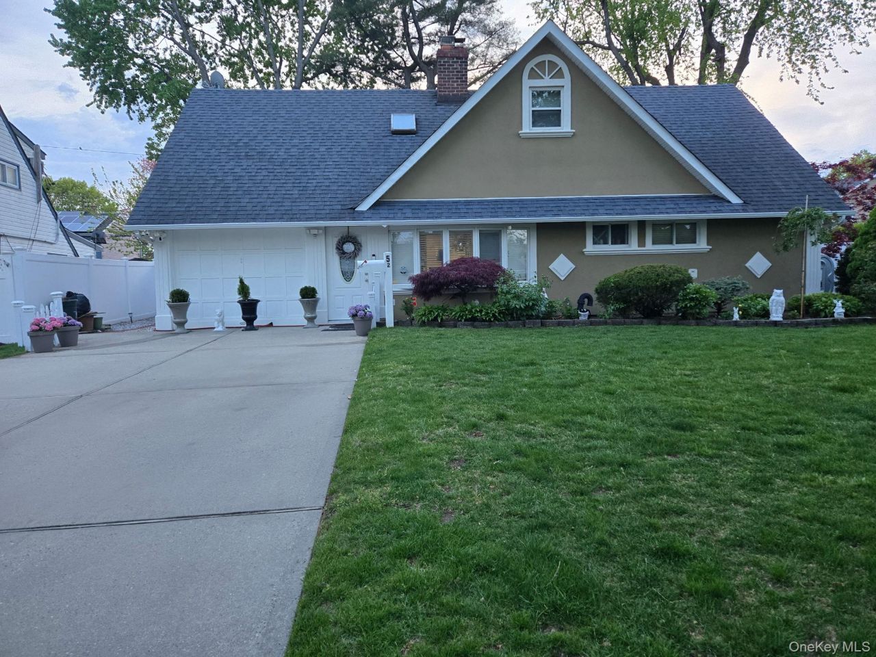 52 Mist Lane, Westbury, NY 11590 Main Photo