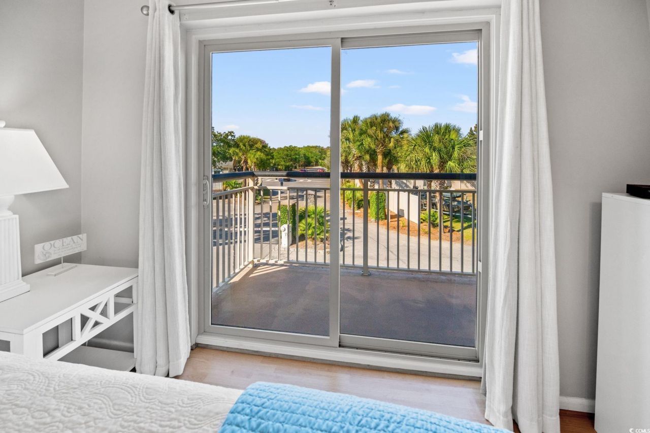 320 Myrtle Ave. Photo 24