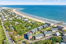 320 Myrtle Ave. photo 4