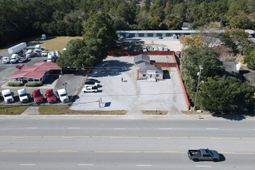 2643 S South Live Oak Drive Drive photo 4