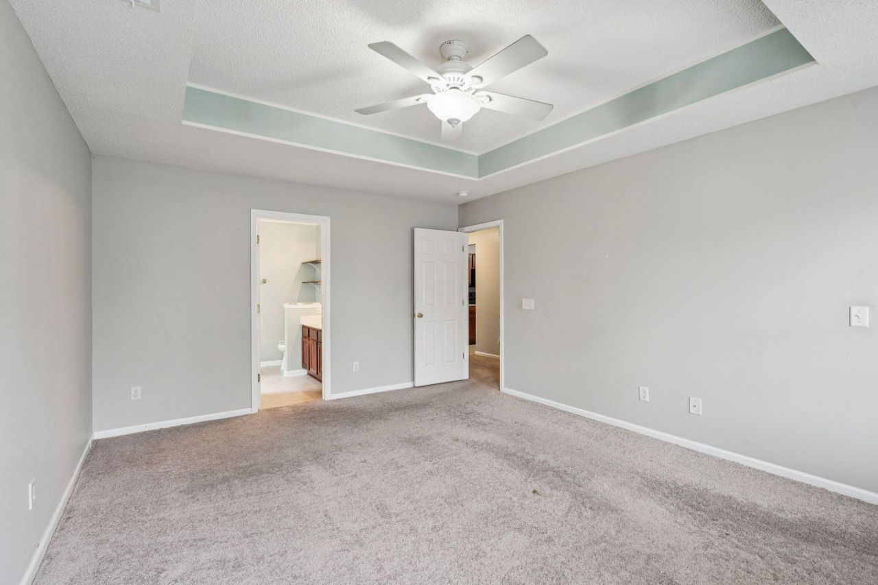 437 Dovetail Circle Photo 32