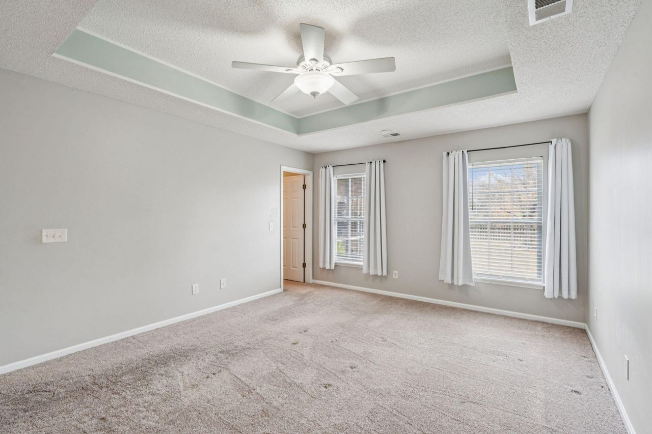 437 Dovetail Circle Photo 33