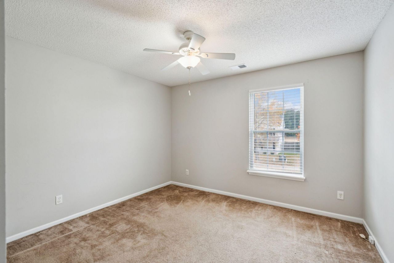 437 Dovetail Circle Photo 49